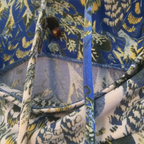 FINAL MARKDOWN Junior rampage halter top medium - Picture 4 of 4